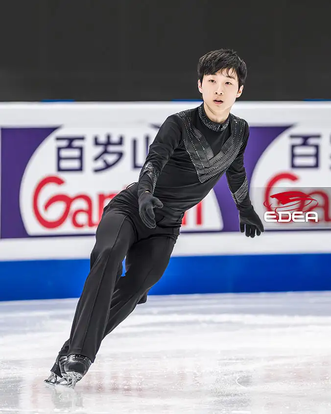 Ice Gallery Skates U.S.